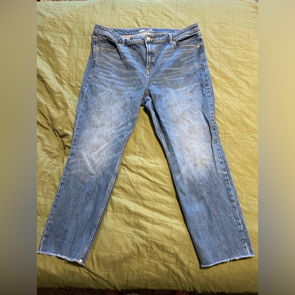 Old Navy High Rise Power Slim Straight Jean